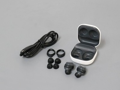 Samsung Galaxy Buds FE SM-R400 Wireless Earbud Headphones - Graphite