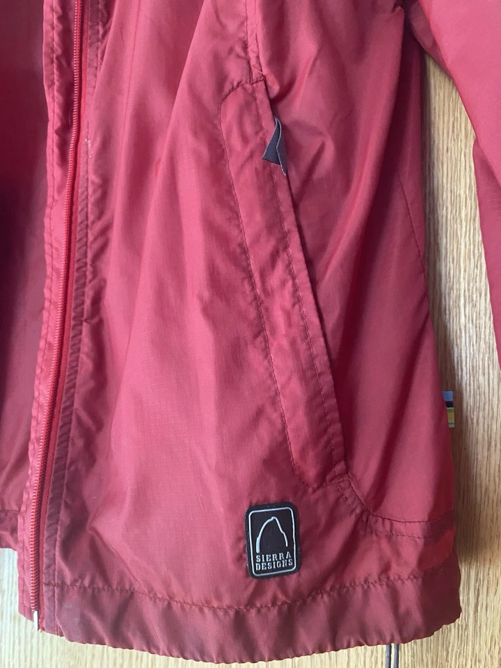  SIERRA DESIGNS Women's Rain Coat Jacket PACKABLE & SUPER LIGHT Red Size Small. - Image 3 of 4