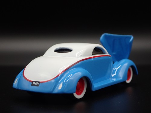 1937 37 FORD COUPE BLU RARO MODELLO DIECAST COLLEZIONABILE IN SCALA 1/64 DIORAMA - Foto 7 di 7