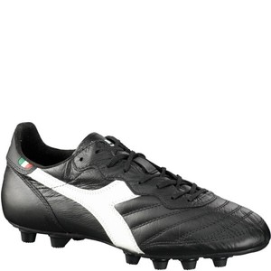 soccer cleats diadora