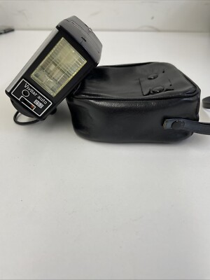 Vivitar Auto 252 Electronic Flash Unit & Case