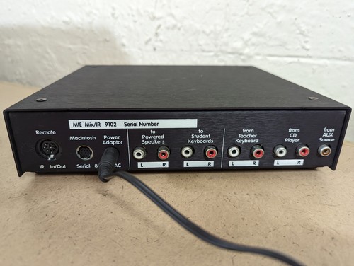 YAMAHA (?) Unidad de entrada mezcladora para teclados MIE Mix/IR 9102 - Imagen 3 de 3