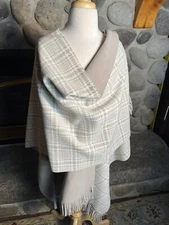 Eivissa One Size Plaid Poncho Wrap Cape Fringed Hem Soft Cozy - VGC