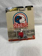 HOT WHEELS POP CULTURE PEANUTS RACING CLUB SNOOPY NEW