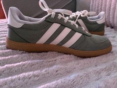 adidas Breaknet Sleek Women s Size 8 Green White Sneakers