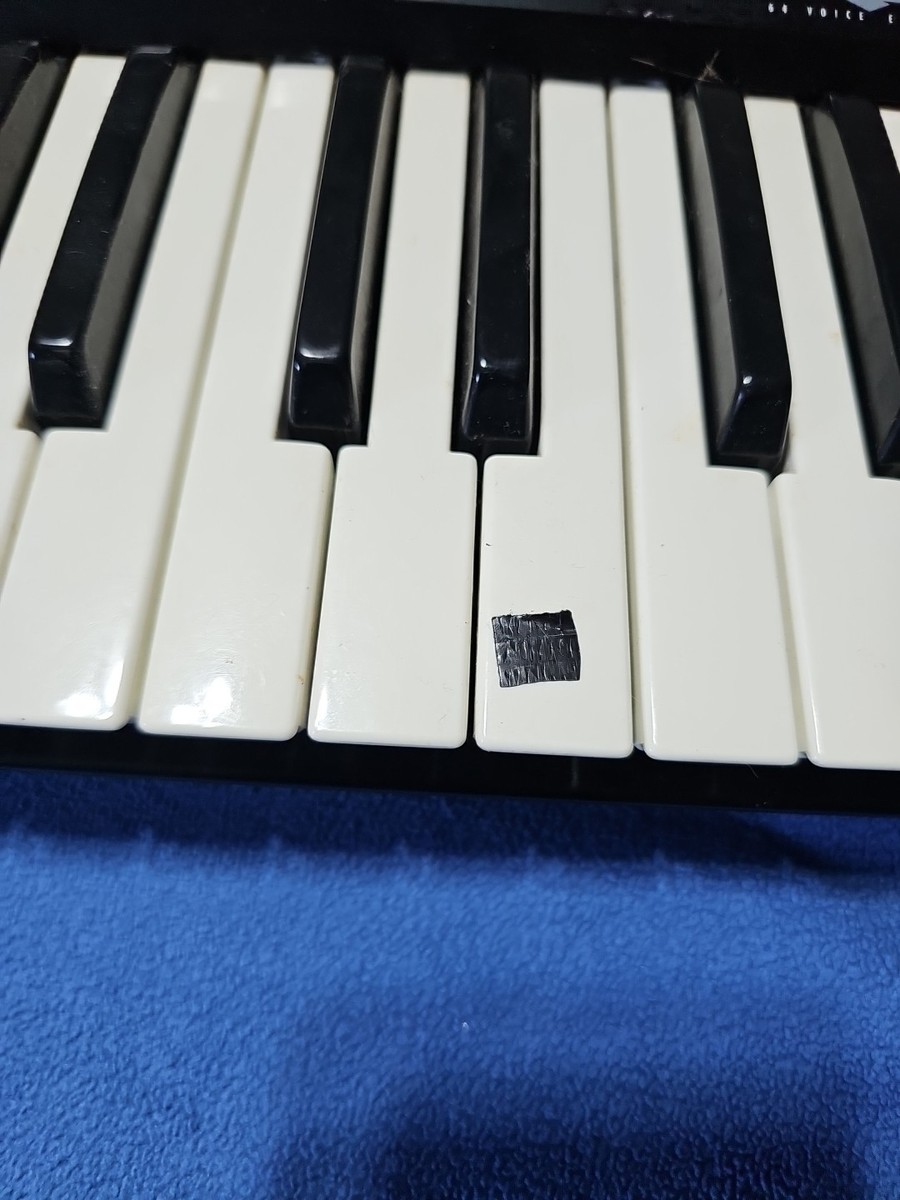 Alesis QS6.1 64 Voice Expandable Synthesizer Keyboard - READ DESC