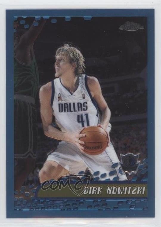 2001-02 Topps Chrome Dirk Nowitzki #49 HOF 0g45