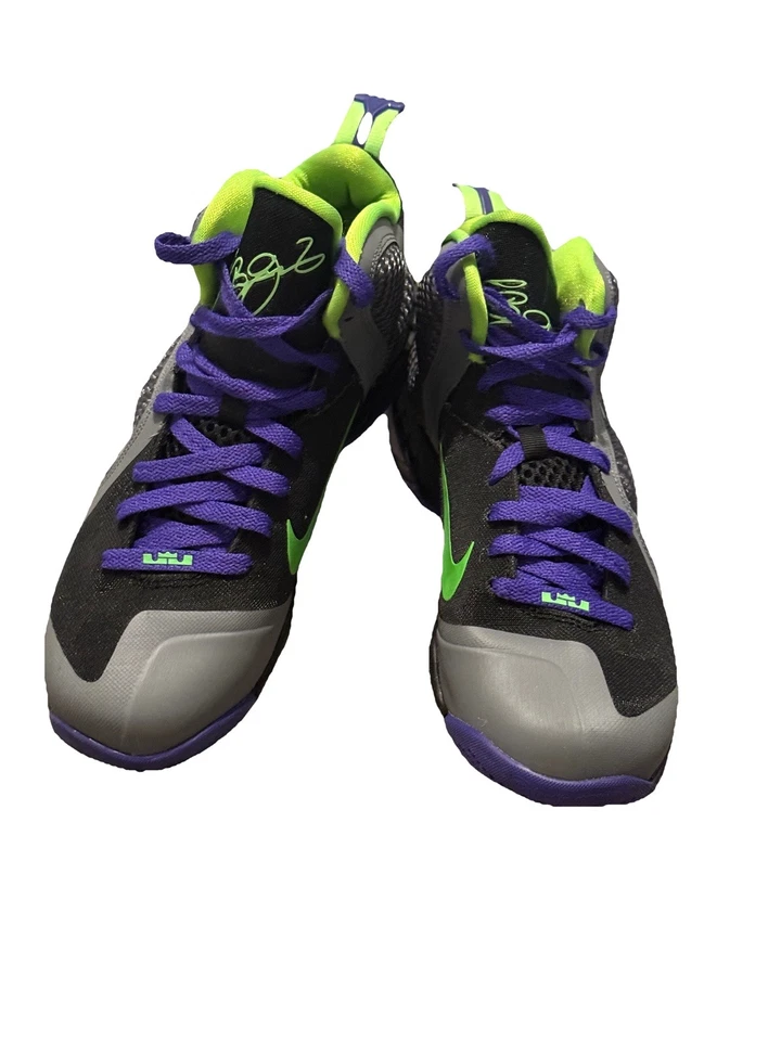 🔥Nike Lebron 9 Black Electric Green & Purple-Youth Sz 6.5Y - Image 3 of 4