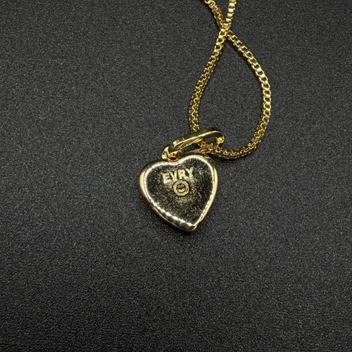 EVRY Jewels Gold with White Heart Charm Necklace NEW - Picture 4 of 4