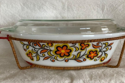 Vintage PYREX Flora Orange Kasserolle Länge 18,6 Zoll, Breite 28 Zoll, Höhe 7...