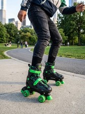 Roller Derby Trac Star Youth Boy's Adjustable Roller Skates Sz 3-6
