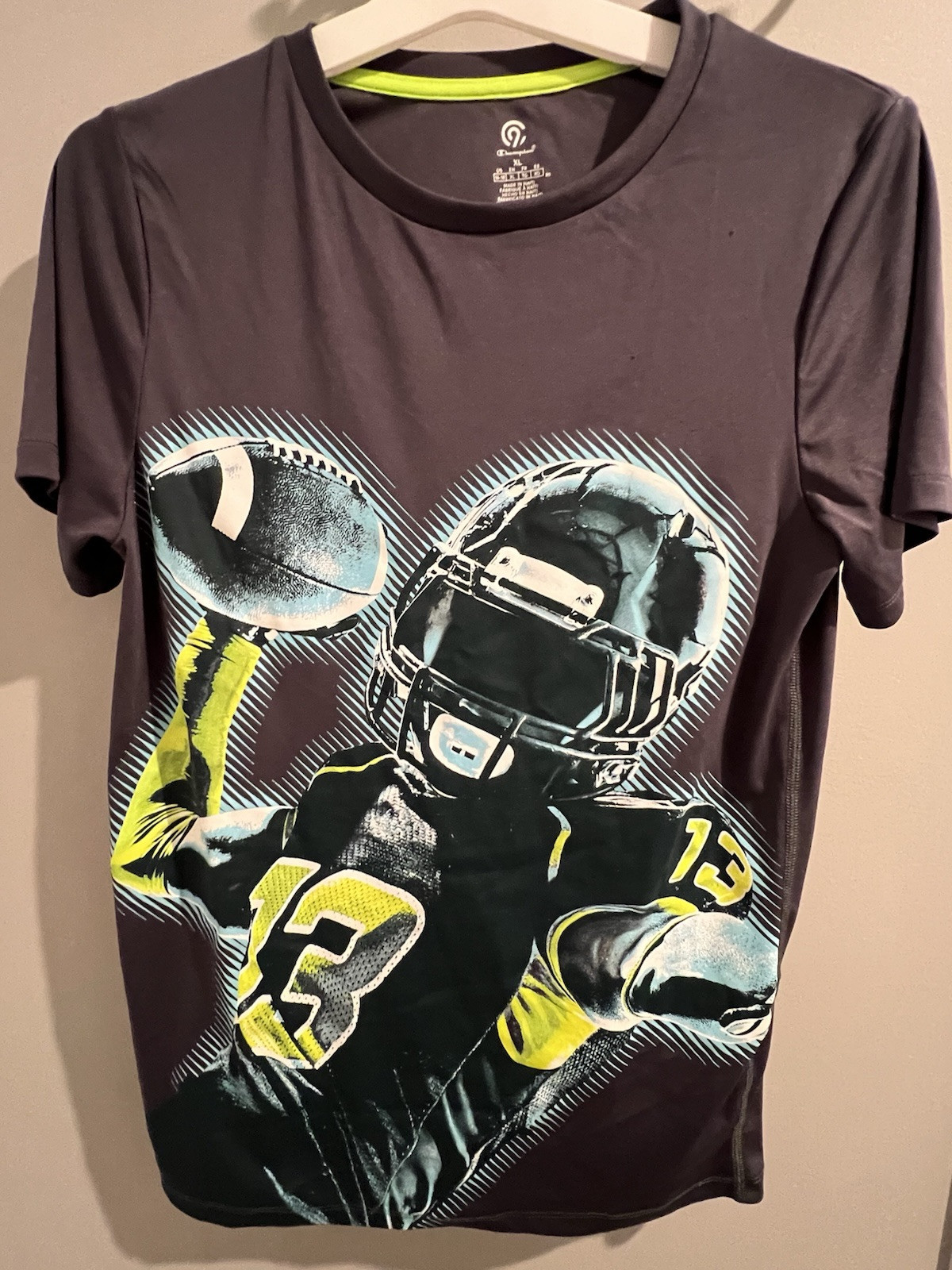 Champion T-Shirt Boys Youth XL Short Sleeve Athletic Sports wear Graphic Grey