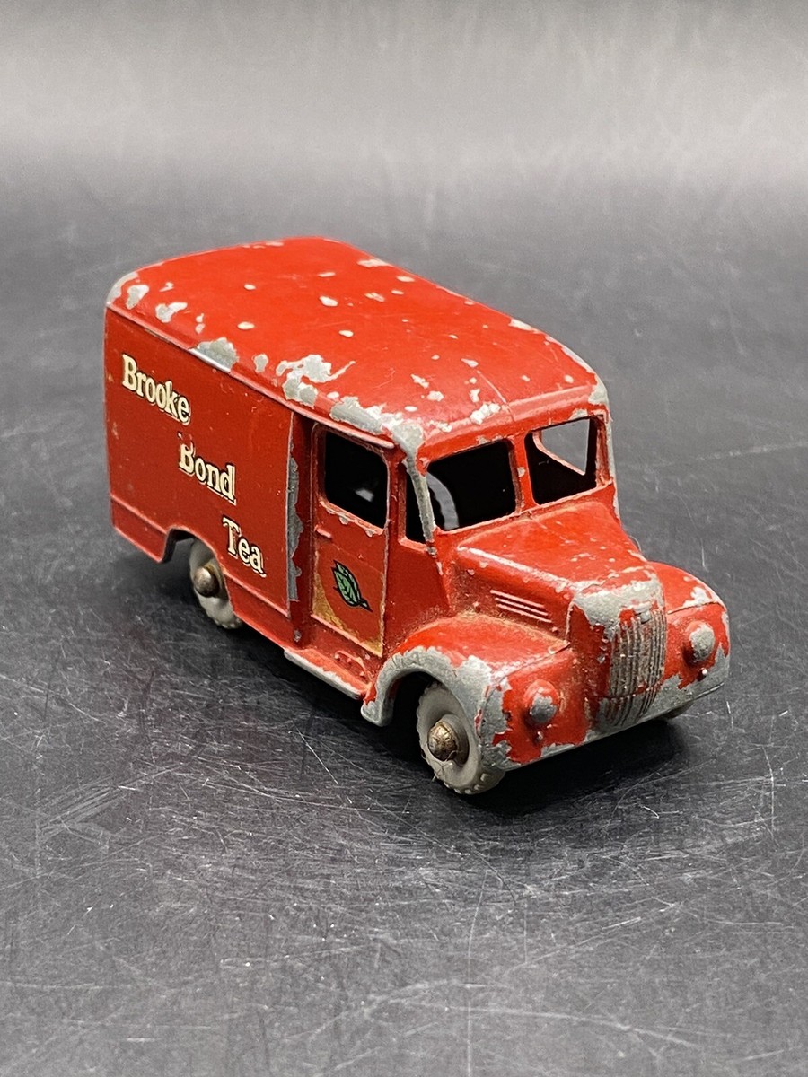 1958 Lesney Matchbox No.47 Brooke's Bond Tea 1 Ton Trojan Van Gray