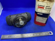 Cylindre de roue Peugeot 404
