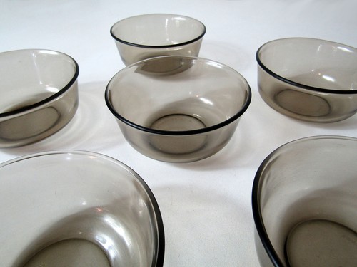 Bols en verre fumé gris Arcoroc | Selency Bols en verre fumé gris Arcoroc | Selency