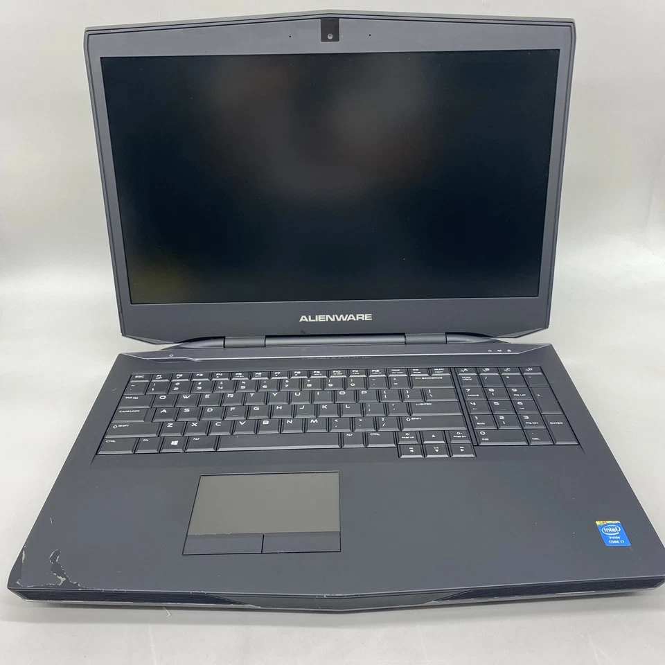 Portátil para juegos Alienware 17 P18E i7-4710MQ 2,5 GHz 24 GB DDR3 512 GB SSD C/ABOLLADURA/VER Foto 2 de 4
