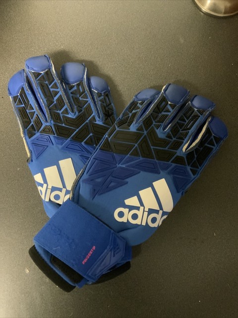 adidas fingertip goalkeeper gloves