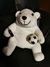 Coca Cola Pl&uuml;sch Eisb&auml;r B&auml;r wei&szlig; m. Fu&szlig;ball 25 cm gro&szlig; XXL