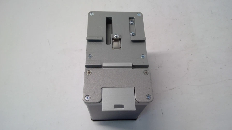 Cisco IE 2000U 4TS-G 4 BASE-T Port/2 SFP Module Switch IE-2000U-4TS-G V02 - Image 3 of 3