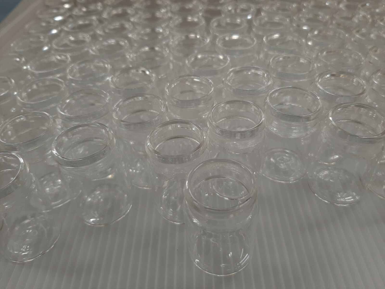 Model Paint mixing bottle with airtight snap cap x 10 airbrush storage