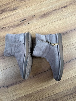 UGG W KIP Clay Stiefel Gr. 40 (US 9) Leder/Fell Boots Grau Reißverschluss TOP