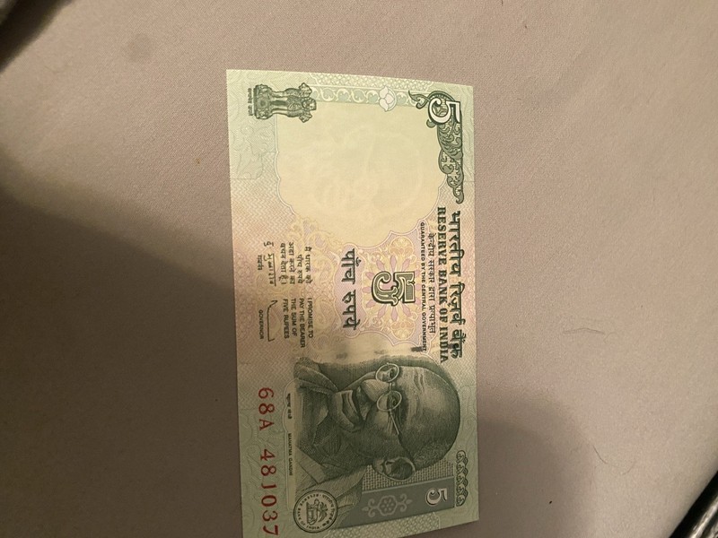 5 Rupee Tractor Indian Note –Gandhi – Agricultural Scene – Collectible Currency