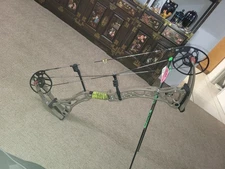 bowtech compound bow right hand