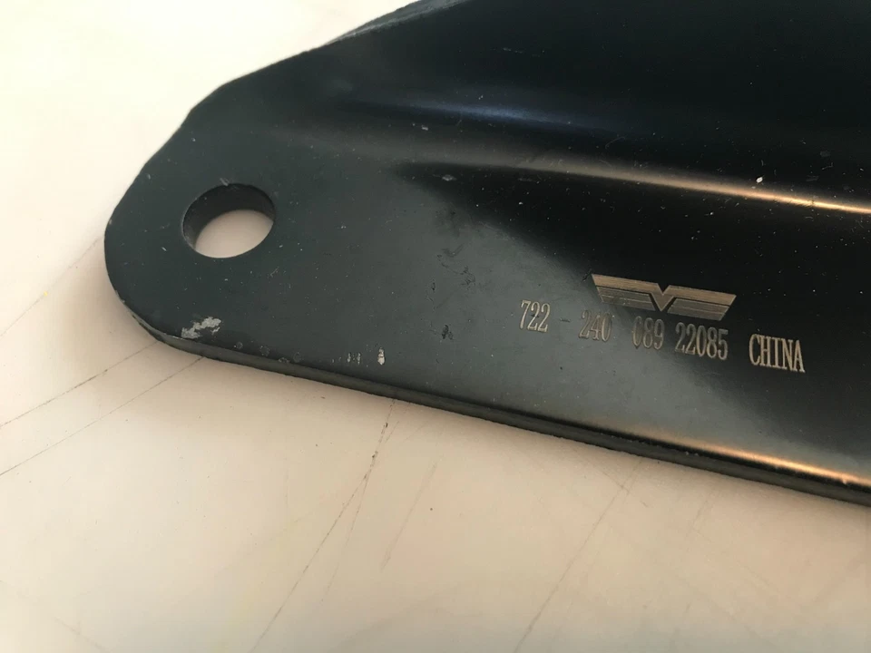 Kit de soporte de resorte de hoja Dorman 722-240 para Dodge Dakota (1998-1999, 2001-2003) Foto 2 de 3