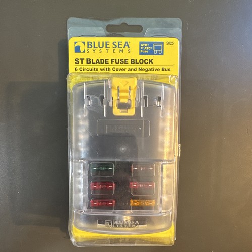 Blue Sea Systems 5025 ST Blade Fuse Block 6 Circuit with Ground and Cover