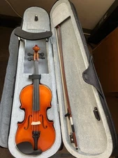 New 1/4 Rothenburg Violin with Case, Bow, Extra Strings, Shoulder-Rest, Mute