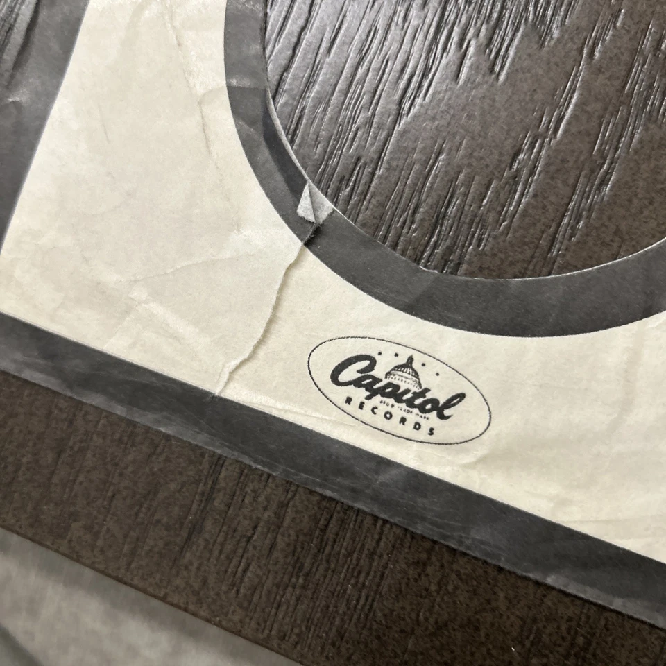1 Company Sleeve Only Capitol White Black Target Foto 2 de 3