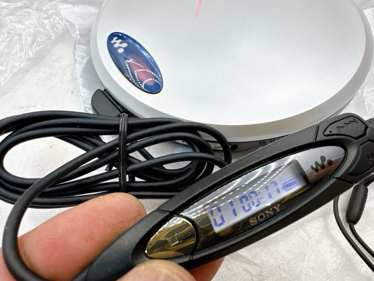 Sony Walkman D-EJ775 Portable CD Player G-Protection w/ Remote