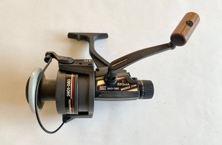 Alte Shakespeare Sigma Whisker Titan 2401 080 Stationärrolle Japan (29)