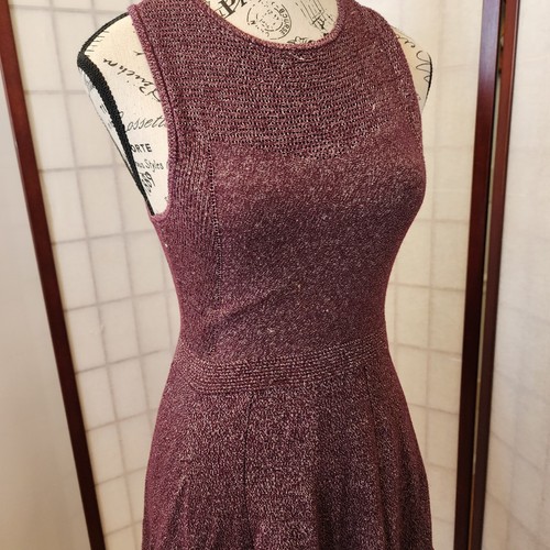 AMERICA EAGLE OUTFITTERS burgundy knit dress- size XS - Picture 4 of 5