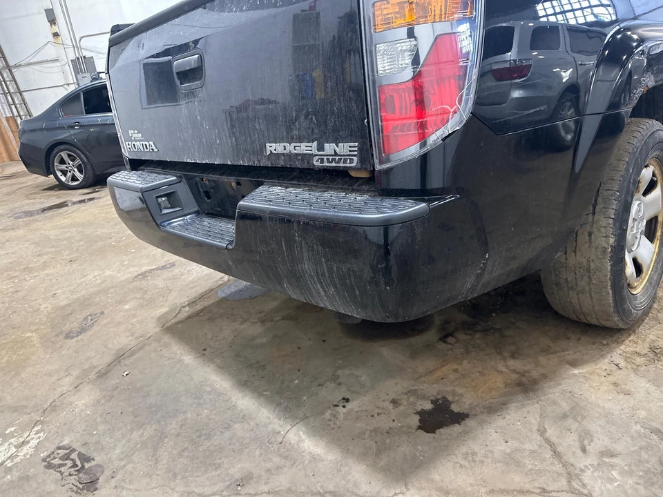 Used Rear Bumper Assembly Rear fits: 2008 Honda Ridgeline Rear Grade A Foto 4 de 4