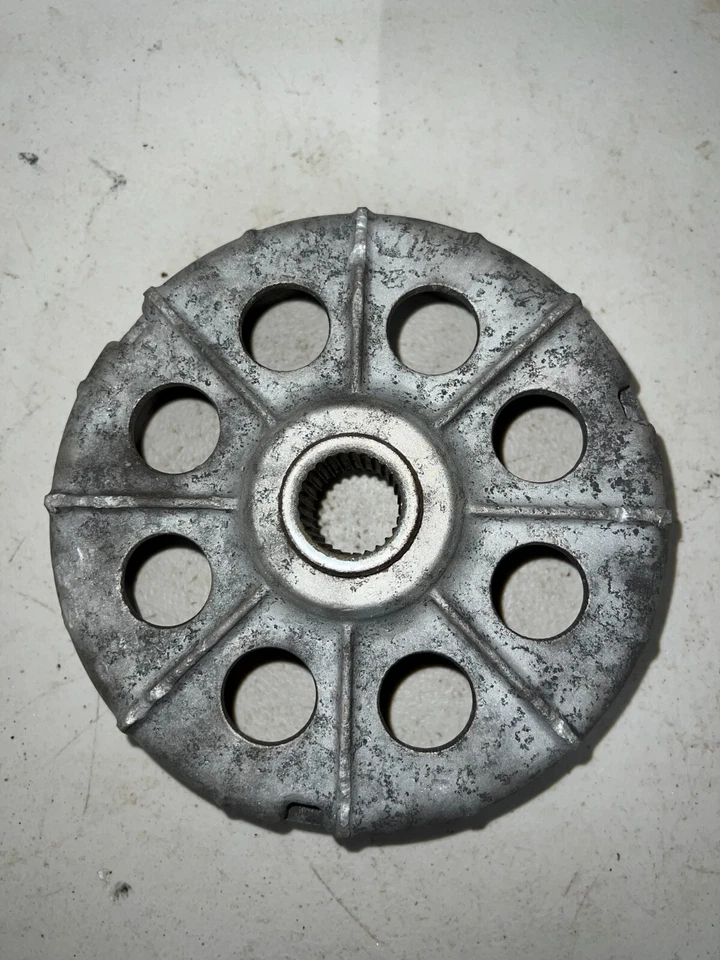 1987 Honda ATC 250 SX RR. Brake Drum/42622-HA8-000 - Image 2 of 4
