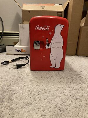 Coca Cola Coke Mini Fridge Koolatron KWC-4 Hot Cold Counter Top Can Polar  Bear