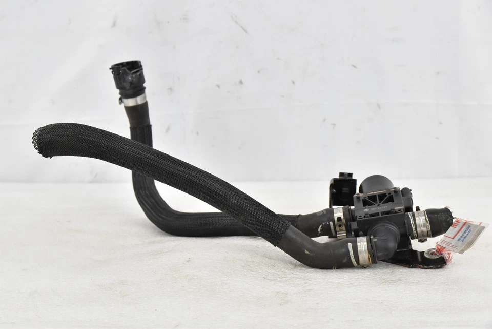 🚀 ALFA ROMEO GIULIA 2.0L ENGINE WATER HEATER VALVE UNIT & PIPE HOSE OEM 2017-19 — 第 3/4 张图片