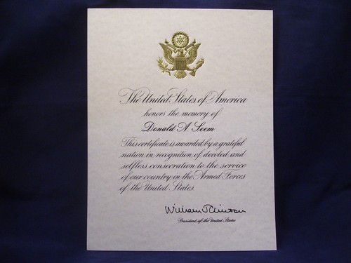 PRESIDENT BILL CLINTON SIGNED LETTER HONORING MEMORY OF VIETNAM WAR SOLDIER HERO - Picture 1 of 5