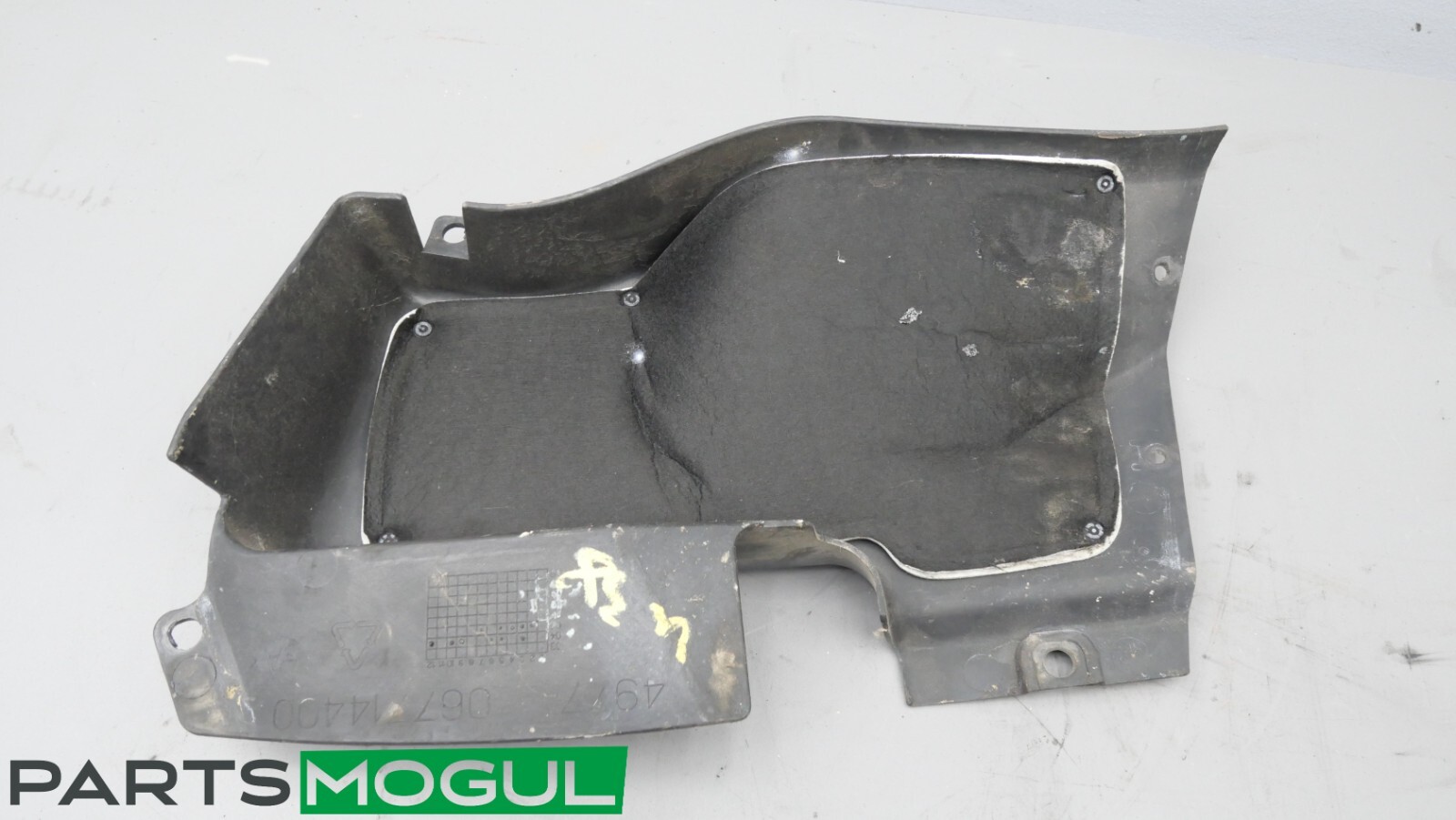 04-08 Maserati Quattroporte M139 Right Under Hood Engine Bay Cover OEM AK221032