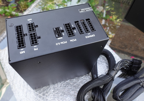 be quiet! Pure Power 12 M 550W 80 Plus Gold PC-Netzteil PCIe 5.1 Kompatibel - Afbeelding 8 van 11