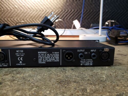 Rane Dual Band Graphic Equalizer ME15B - Tested Power On Only - Picture 7 of 9