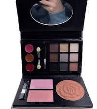 Professional Makeup Kit Floral Bronzer, Blush, Eyeshadow, Lip Color, Brushes