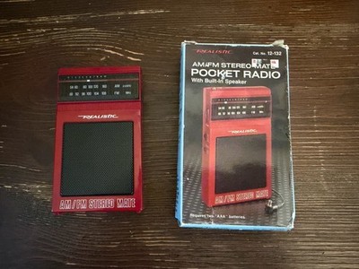 Realistic AM/FM Stereo Mate Pocket Radio Vintage Red Model 12-132