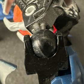 LEGO BIONICLE: Phantoka Vamprah (8692) Missing  Hand, Hook and Book 1181