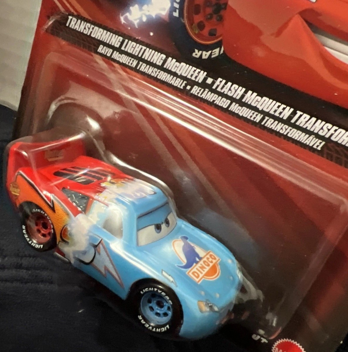 Disney Pixar Cars TRANSFORMING LIGHTNING McQUEEN Metal Series Free