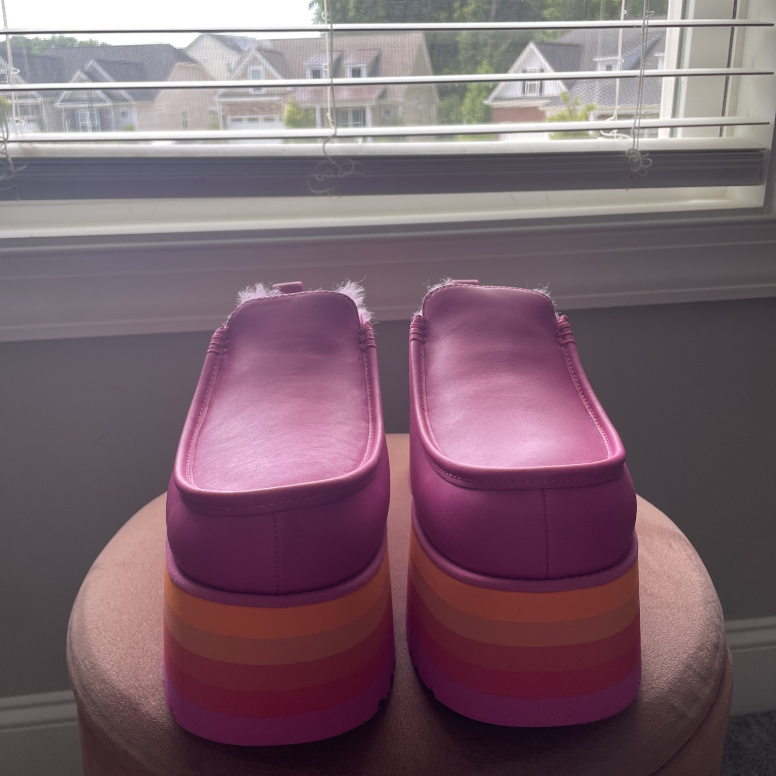UGG URSEEN PLATFORM RASPBERRY MULTI LEATHER WOOL ALL GENDER M10/W11 Shoes Unisex
