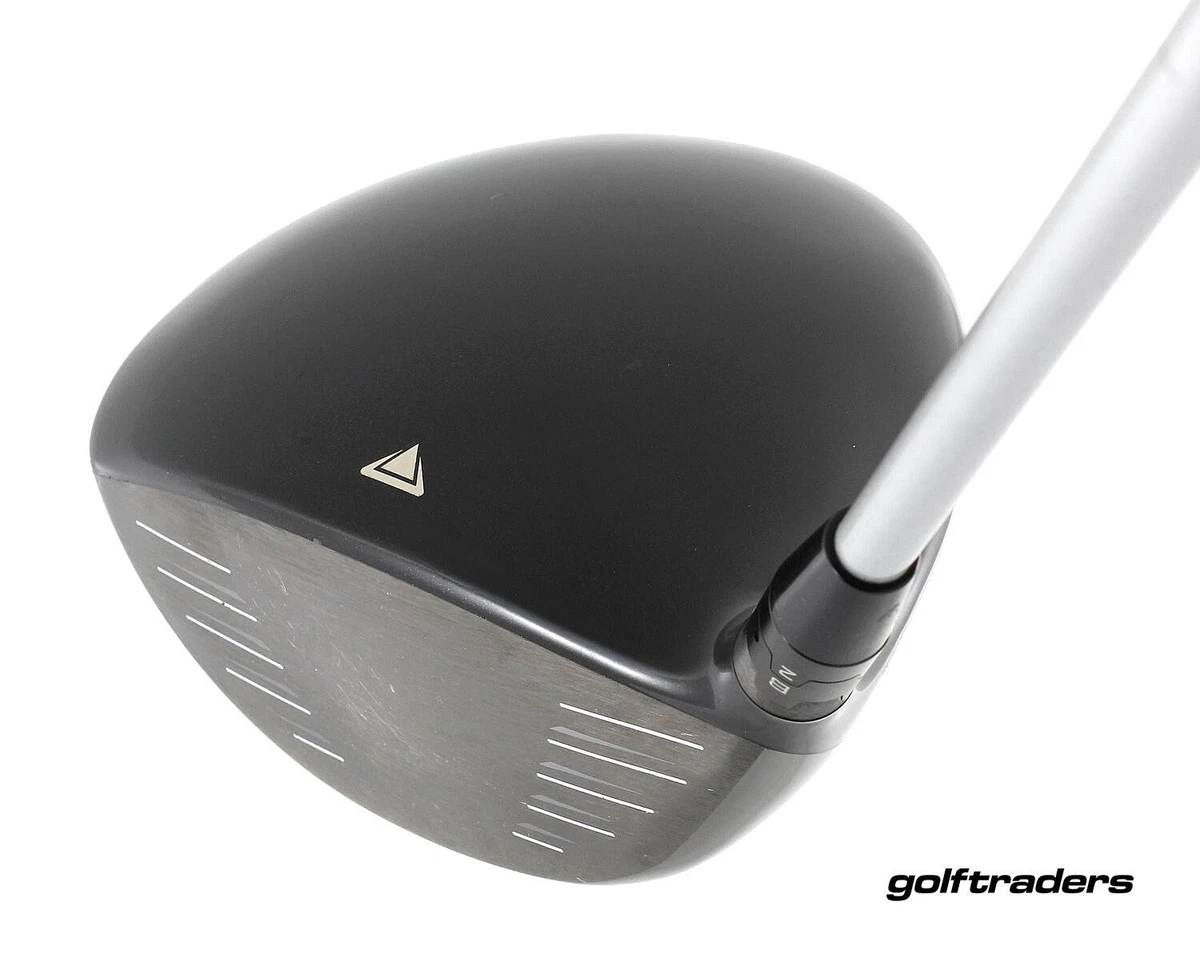 Titleist 915D2 Driver 9.5º Graphite Stiff Regular Flex New Grip P162