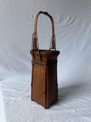 Vintage Japanese Ikibana Handwoven Basket 15  Tall Bamboo Handle Pristine