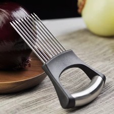 1Pc Onion Slice Holder Food Slicers Assistant Pin Slicer for Onion Potato Lemon